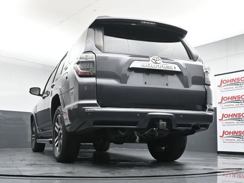 Used 2020 Toyota 4Runner Limited AWD/4WD image 22