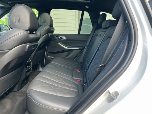 Used 2023 BMW X5 xDrive40i w/ M Sport Package AWD/4WD image 52