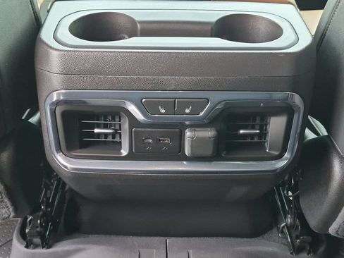 Certified 2022 Chevrolet Silverado 2500 High Country w/ Technology Package AWD/4WD image 19