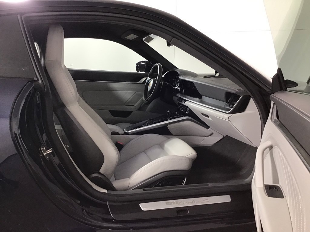 Certified 2022 Porsche 911 Turbo S AWD/4WD image 20