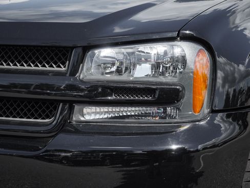 Used 2008 Chevrolet TrailBlazer SS w/ Sun And Sound Package RWD image 6