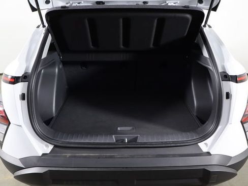 Used 2026 Hyundai Kona SEL Sport FWD image 17