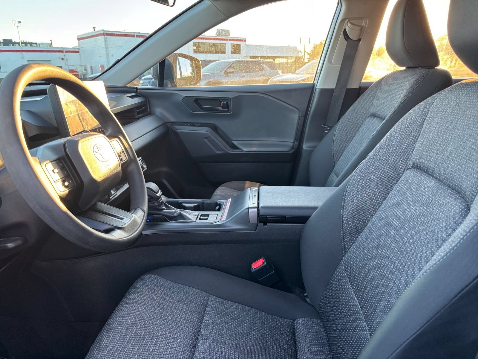 Used 2026 Toyota RAV4 LE AWD/4WD image 22