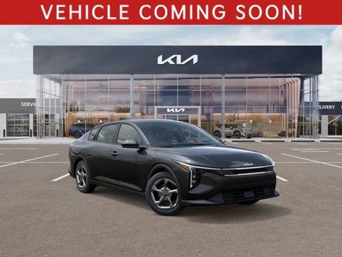 New 2026 Kia K4 LXS image 8