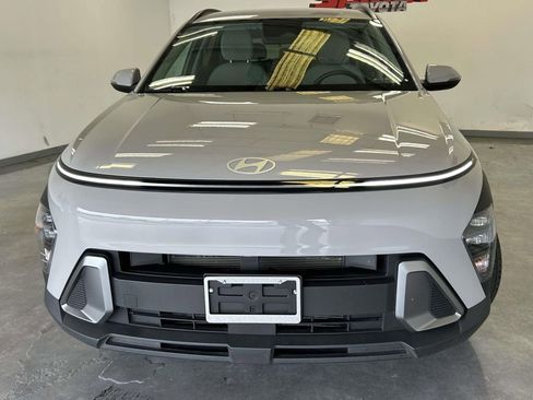 Used 2024 Hyundai Kona SEL FWD image 8