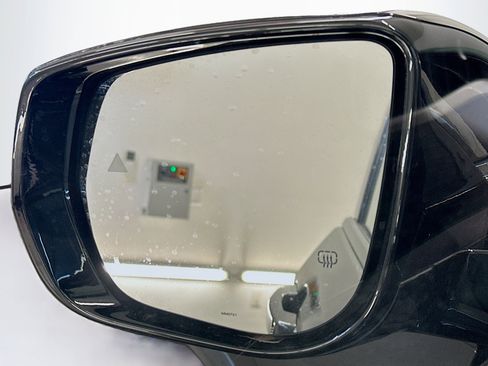 Used 2021 Jeep Grand Cherokee L Limited AWD/4WD image 16