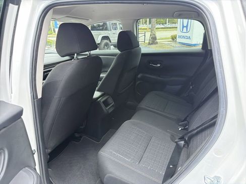 Certified 2025 Honda HR-V LX image 23