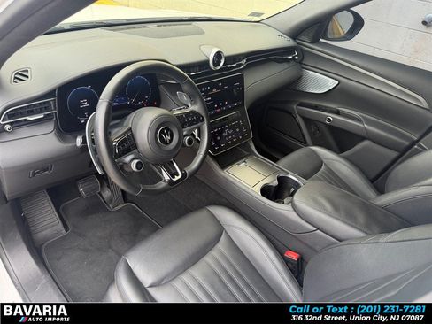 Used 2023 Maserati Grecale GT AWD/4WD image 25
