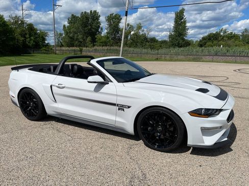 Used 2021 Ford Mustang GT Premium w/ Equipment Group 401A RWD image 45