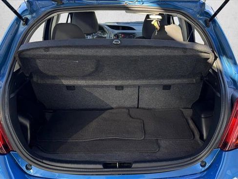 Used 2017 Toyota Yaris L image 8