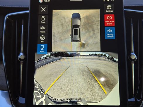 New 2026 Volvo XC90 B5 Plus image 21