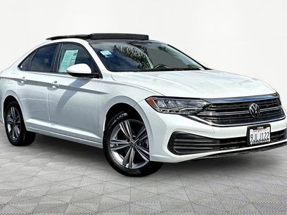 Used 2023 Volkswagen Jetta SE