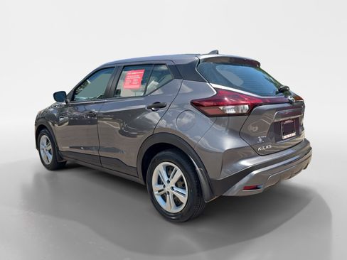 Used 2024 Nissan Kicks S FWD image 3