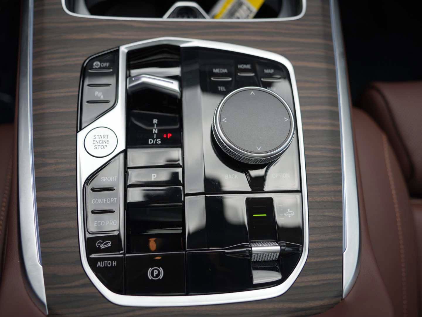 Used 2026 BMW X7 xDrive40i AWD/4WD image 26