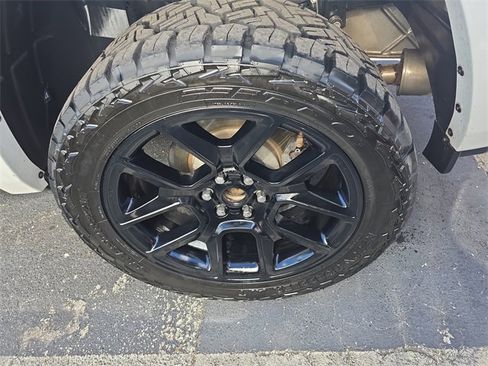 Used 2021 RAM 1500 Laramie image 8