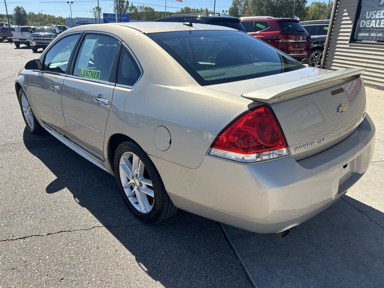 Used 2012 Chevrolet Impala LTZ FWD image 7