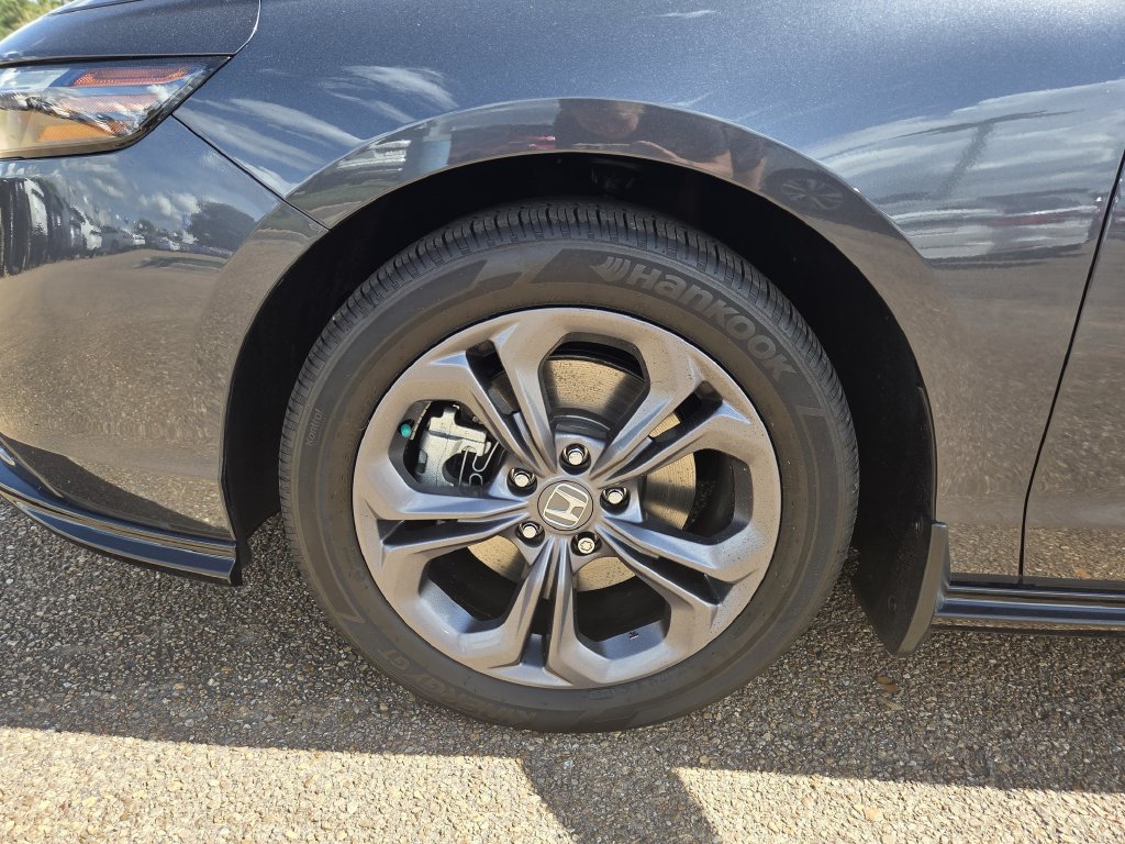 Certified 2025 Honda Accord EX-L image 27