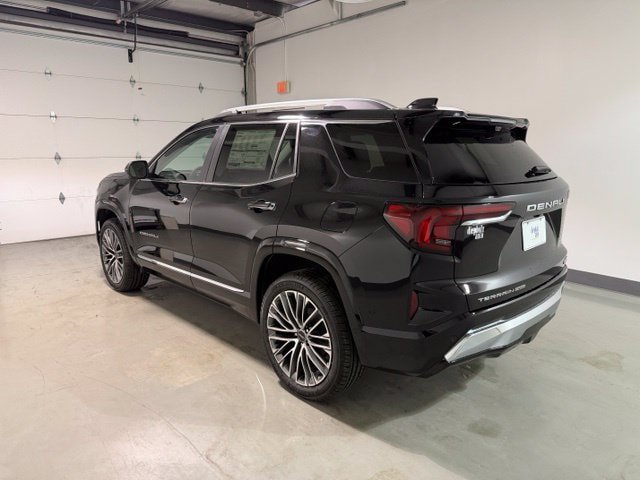 New 2027 GMC Terrain Denali w/ LPO, Floor Liner Package AWD/4WD image 5