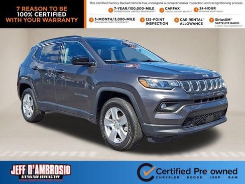Certified 2022 Jeep Compass Latitude w/ Sun and Sound Group AWD/4WD image 1
