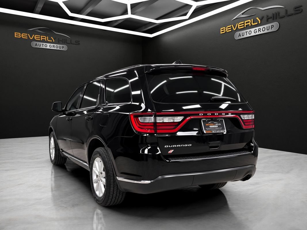 Used 2019 Dodge Durango SXT w/ 3rd Row Seating Group AWD/4WD image 3