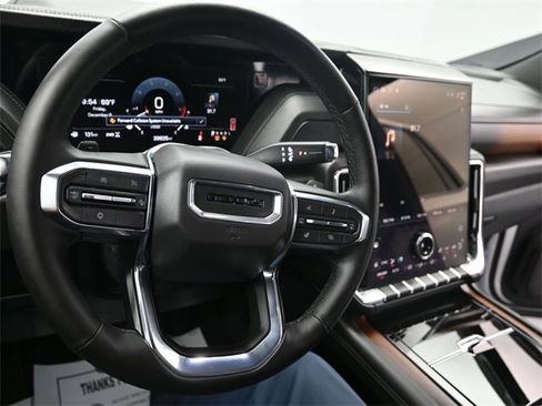 Used 2025 GMC Yukon Denali image 12