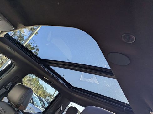 New 2025 Ford F150 King Ranch w/ FX4 Off-Road Package image 18