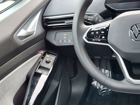 New 2026 Volkswagen ID.4 Pro image 25