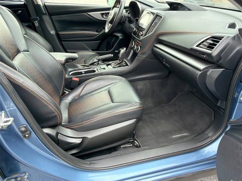 Used 2023 Subaru Crosstrek 2.5i Limited w/ Popular Package #3 image 13