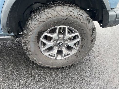 Certified 2025 Ford Bronco Badlands AWD/4WD image 11