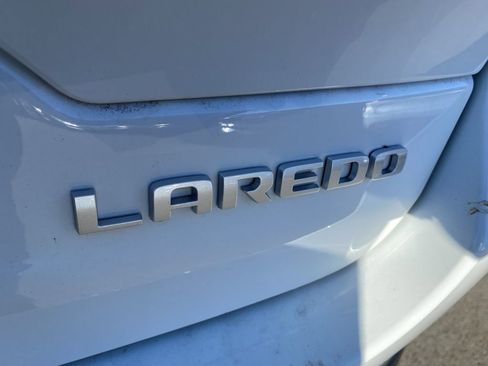 New 2025 Jeep Grand Cherokee Laredo X w/ Luxury Tech Group I image 14