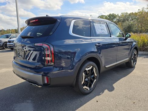 New 2025 Kia Telluride EX image 8