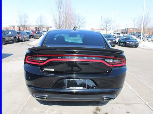 Used 2018 Dodge Charger GT w/ Blacktop Package image 8