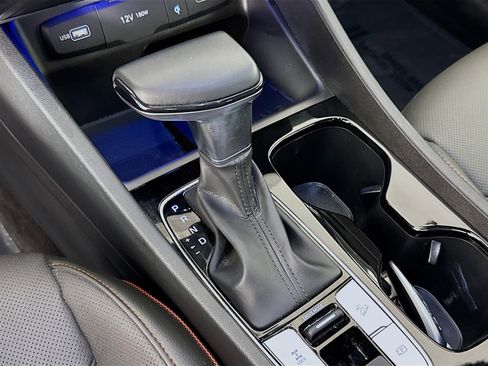 Certified 2024 Hyundai Santa Cruz Limited image 19