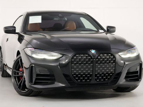 Used 2022 BMW M440i Coupe w/ Premium Package image 4