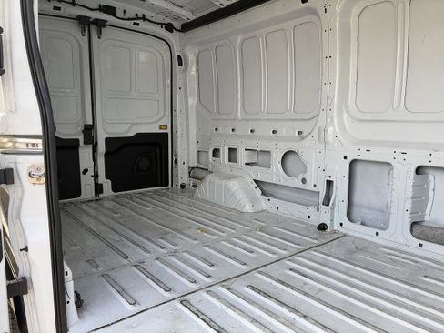 Certified 2024 Ford Transit 250 148 Medium Roof image 27