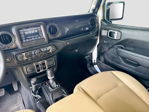 Used 2023 Jeep Wrangler Unlimited Sport AWD/4WD image 25