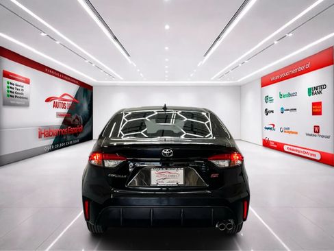Used 2023 Toyota Corolla SE FWD image 6