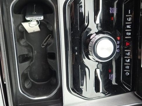 Used 2024 Jeep Wagoneer Series II w/ Convenience Group I image 44