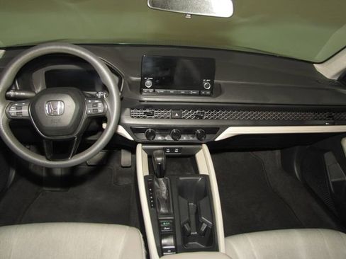 Certified 2023 Honda Accord LX image 14