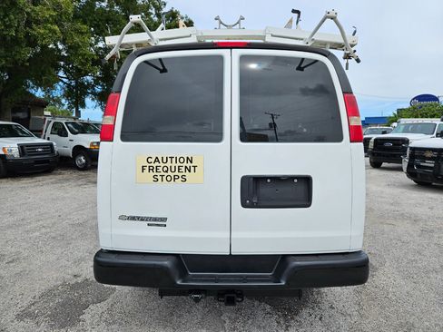 Used 2014 Chevrolet Express 2500 image 8