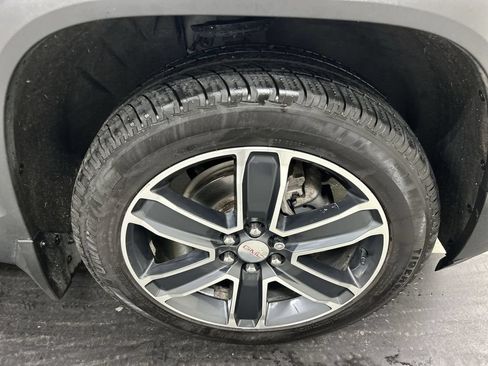 Used 2021 GMC Acadia SLT w/ LPO, Floor Liner Package AWD/4WD image 8