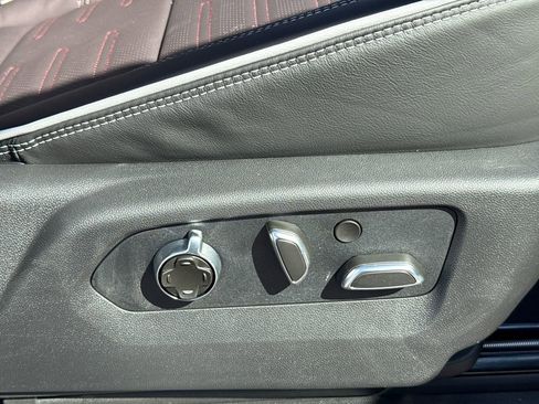 New 2026 GMC Sierra 1500 AT4X image 41