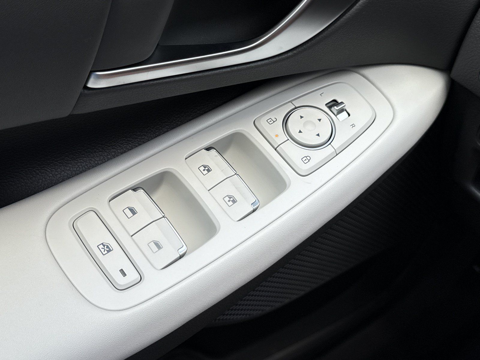 New 2026 Hyundai Sonata SEL FWD image 15
