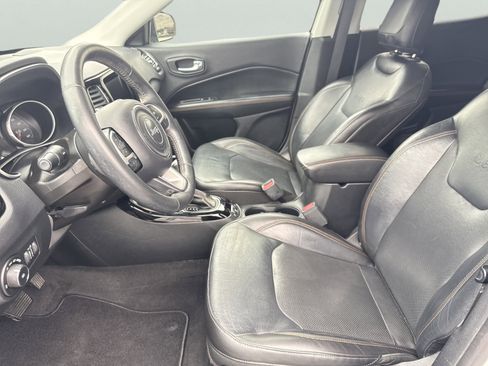 Used 2018 Jeep Compass Limited w/ Navigation Group image 15