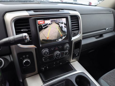 Used 2018 RAM 3500 Big Horn image 15