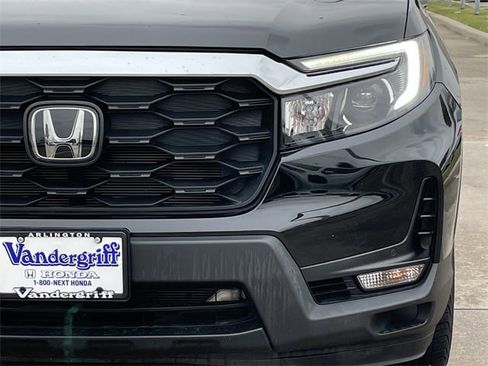 Certified 2023 Honda Passport EX-L image 8