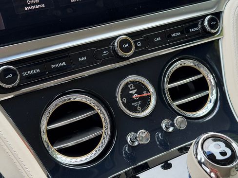 New 2025 Bentley Continental GT image 26