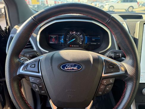 Used 2021 Ford Edge ST-Line image 24