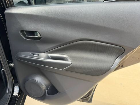Used 2025 Nissan Kicks Play S FWD image 41