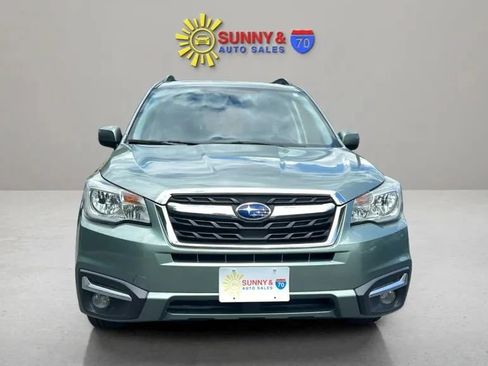 Used 2017 Subaru Forester 2.5i Premium AWD/4WD image 3